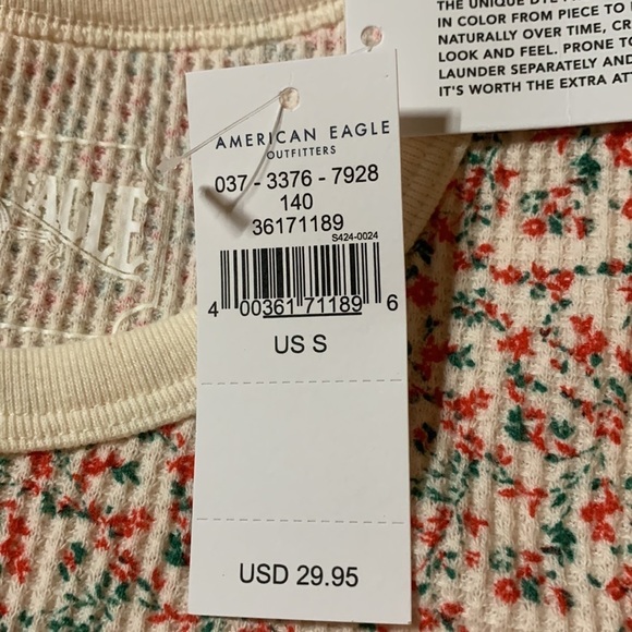 American Eagle Outfitters Women’s Crew Neck Pullover Sz S, raw hem nwt - Picture 5 of 6